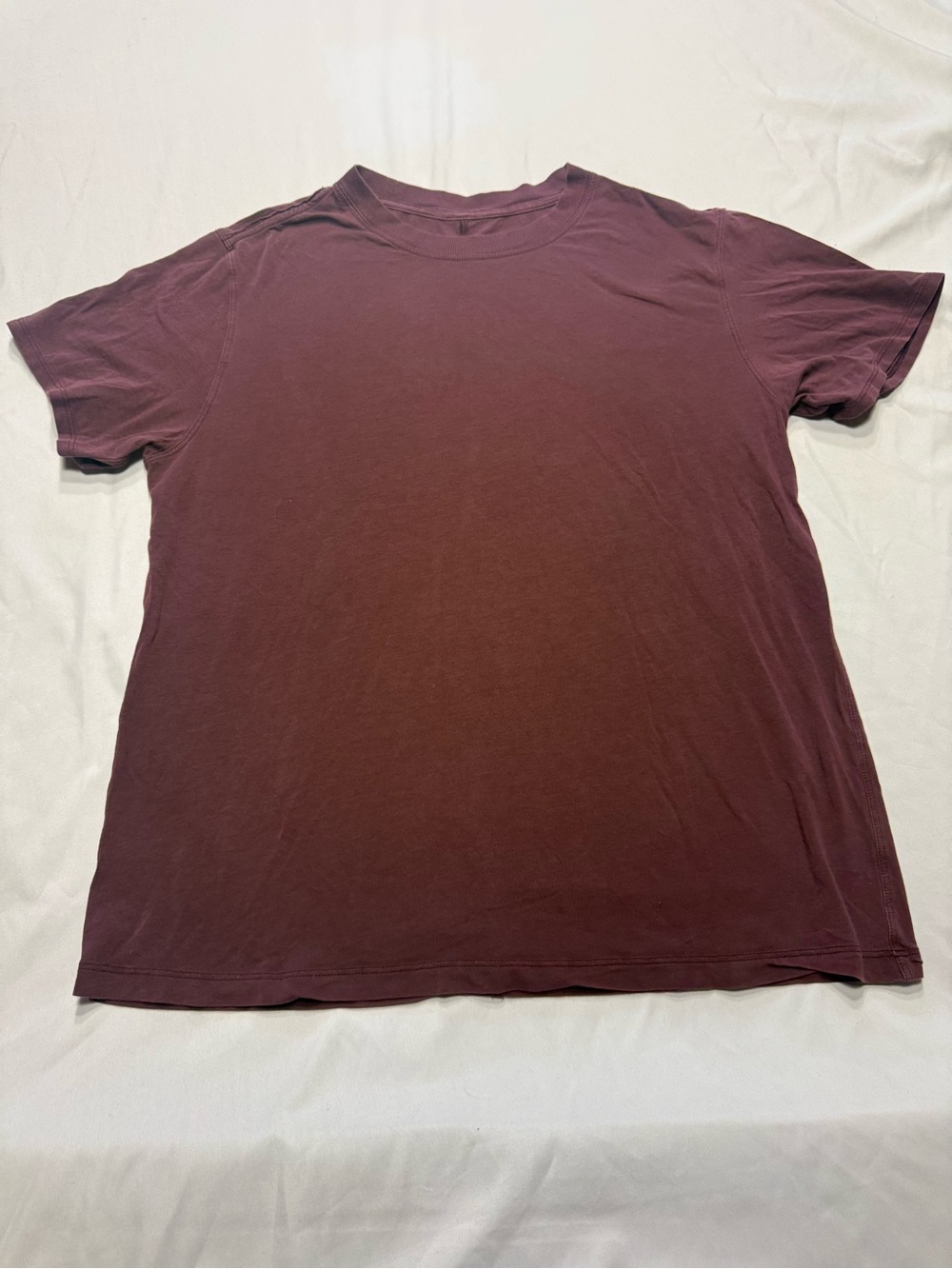 lululemon athletica Men's Crewneck Tee in Burgundy Plum